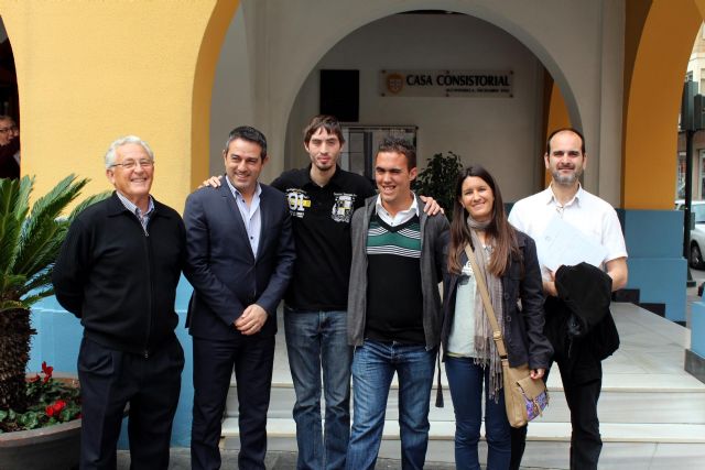 Cinco alumnos de CEOM inician un ciclo formativo de Actividades Auxiliares en Viveros y Jardines, en Alcantarilla - 5, Foto 5