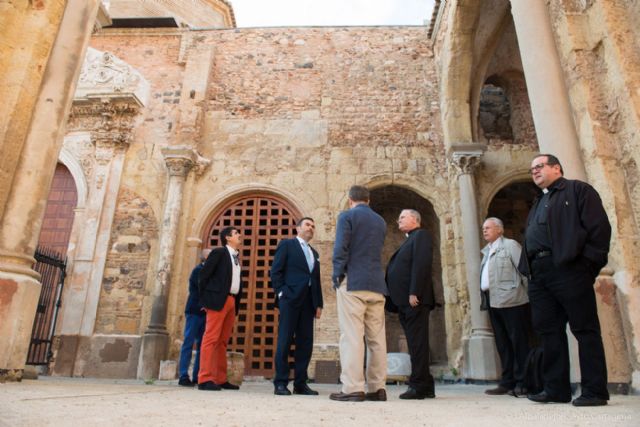 El alcalde convoca al obispo y a la consejera para contratar ya el plan director que recupere la Catedral de Cartagena - 1, Foto 1