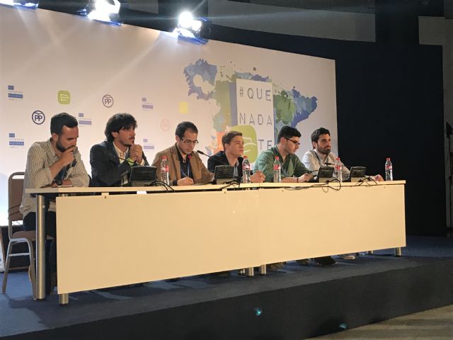 NNGG de la Región introduce enmiendas para favorecer el emprendimiento en el Congreso Nacional - 1, Foto 1