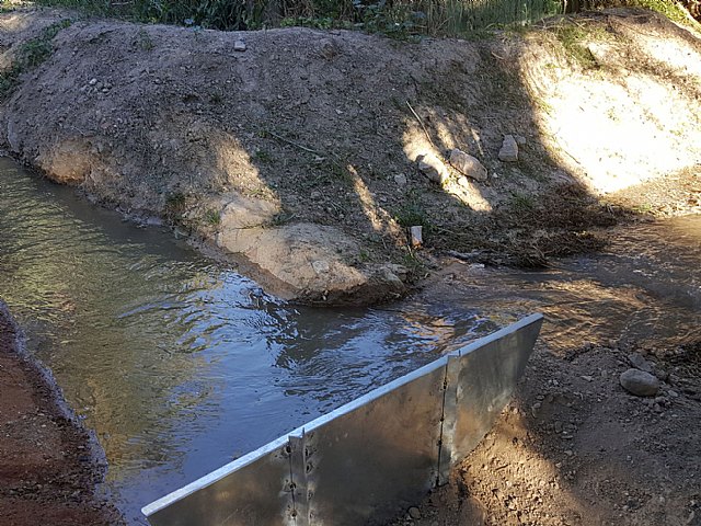 El agua vuelve a llenar las acequias del Palmeral de Santiago y Zaraiche - 1, Foto 1