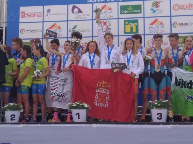 El equipo femenino de Tritones Murcia, campeonas de España de duatlón escolar por relevos - 1, Foto 1