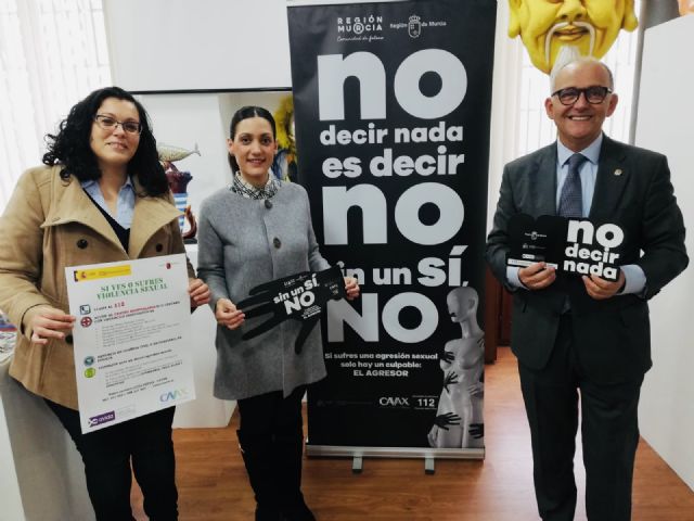 La Comunidad distribuye carteles y folletos sobre cómo actuar ante una agresión o abuso sexual - 1, Foto 1
