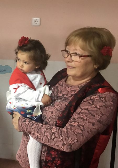 El aire tradicional del Bando de la Huerta llega a las escuelas infantiles municipales - 1, Foto 1