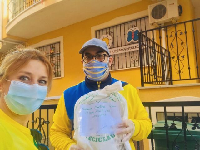 El Ayuntamiento de Caravaca acerca material escolar a las casas de 425 estudiantes del casco urbano y pedanías - 4, Foto 4