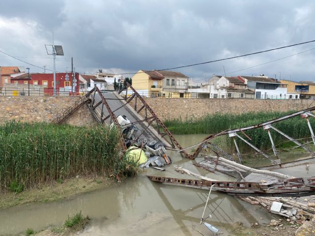 El PP exige al tripartito de La Glorieta que reconstruya el puente que conectaba El Raal y Beniel con la máxima urgencia - 3, Foto 3