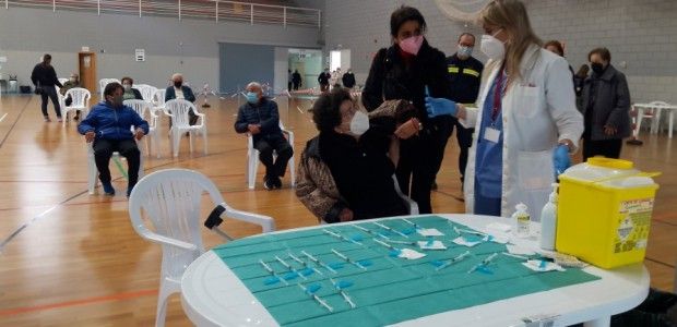 El operativo de la consejería de Salud y el área III prevé vacunar contra el Covid el próximo martes y miércoles a 4.800 mayores de 70 años en Lorca - 1, Foto 1