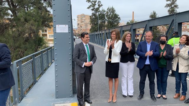 La Comunidad y el Ayuntamiento inauguran la rehabilitación del icónico puente de hierro de Archena - 1, Foto 1