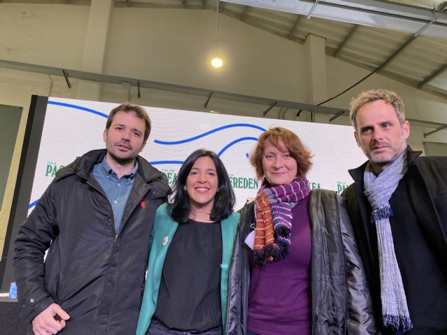 Javier Sánchez Serna, María Marín y Ángel Luis Hernández participan en la conferencia por la paz junto a representantes de la izquierda europea - 1, Foto 1