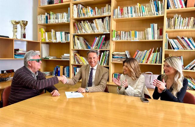 El Ayuntamiento firma un convenio de prácticas en estancias municipales para el desarrollo profesional del alumnado del CEE Pilar Soubrier - 2, Foto 2