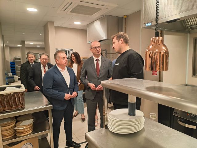 Arranca la FP Dual Intensiva con la firma del convenio con HoyTú para que alumnado de hostelería y turismo incremente las prácticas - 2, Foto 2