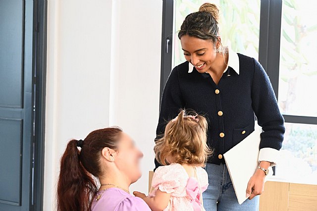 Alhama de Murcia reconoce a los guardias civiles que salvaron la vida de una bebé tras una parada cardiorrespiratoria - 3, Foto 3
