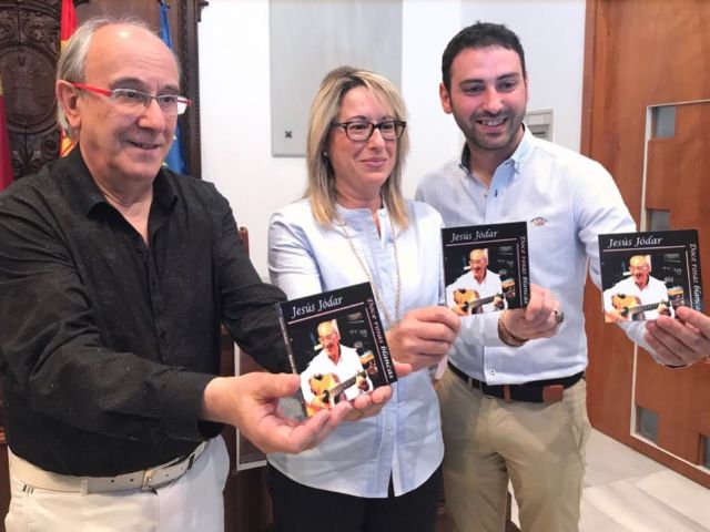 El cantante y compositor lorquino Jesús Jódar presentará su nuevo disco Doce Rosas Blancas el próximo 2 de junio con un concierto solidario en el Teatro Guerra - 1, Foto 1