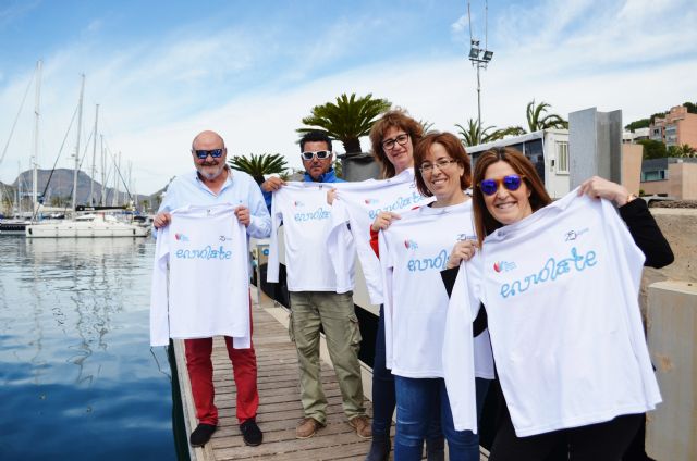 Yacht Port Cartagena estrena trofeo en la IX regata solidaria Carburo de Plata - 1, Foto 1