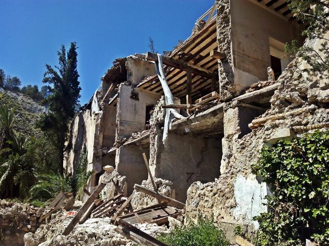 IU denuncia el abandono de parte del patrimonio municipal en beneficio de la plaza de toros - 1, Foto 1
