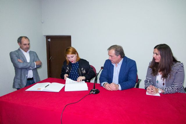 Apcom y la Joven Orquesta del Noroeste suscriben un acuerdo para integrar a personas con discapacidad en actividades musicales - 3, Foto 3