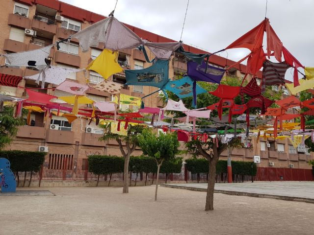 El colegio Félix Rodríguez de la Fuente reivindica la necesidad de sombra a través del arte - 1, Foto 1