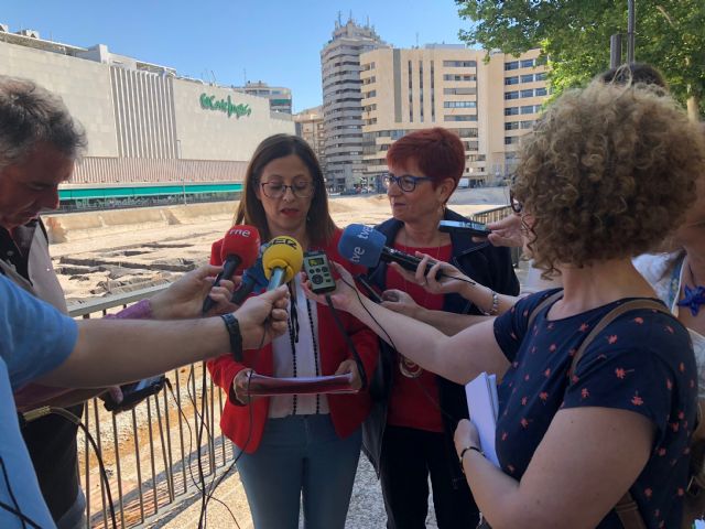 El PSOE advierte de que con vallas, fotos y luces no se recupera el patrimonio histórico - 1, Foto 1