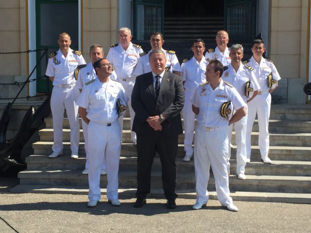 Bernabé elogia el excelente labor de la Armada Española - 1, Foto 1
