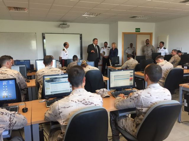 Bernabé elogia el excelente labor de la Armada Española - 4, Foto 4