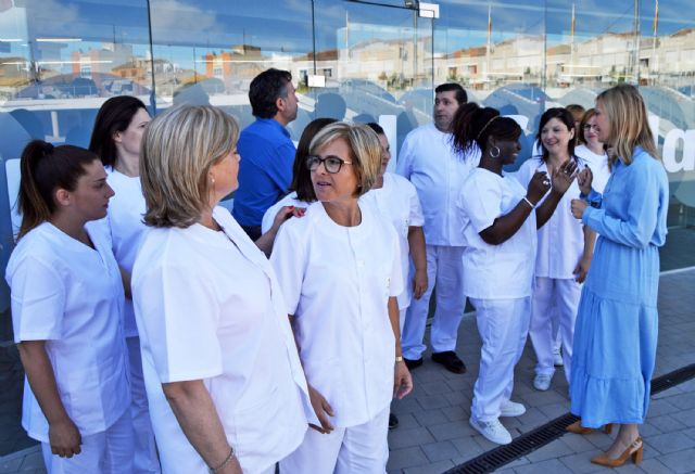 NOTA DE PRENSA - 15 desempleados comienzan un curso de limpieza de superficies y mobiliario en edificios y locales - 2, Foto 2