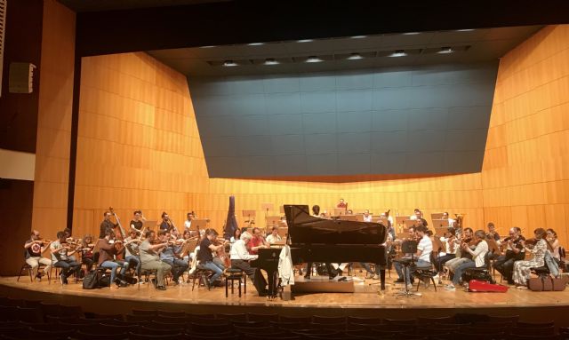 El pianista Joaquín Achúcarro actúa en Cartagena y Murcia junto a la Orquesta Sinfónica de la Región - 1, Foto 1