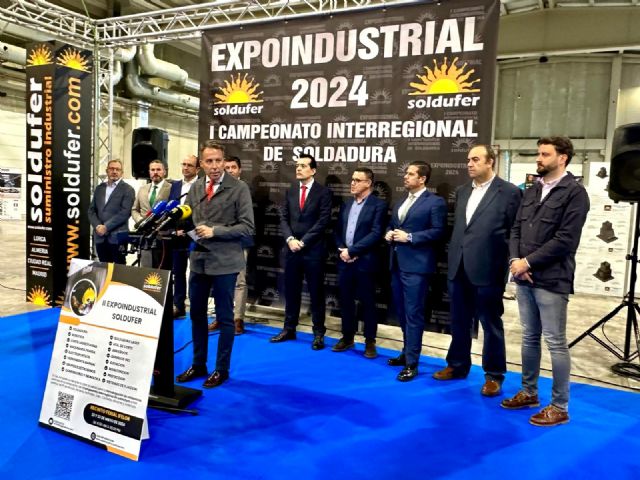 Fulgencio Gil: El gobierno de Lorca apuesta por el sector industrial como motor clave para el desarrollo económico del municipio y esta jornada es un ejemplo dentro de esa línea de trabajo - 1, Foto 1