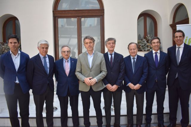 Fondos de capital privado analizan cómo impulsar las empresas familiares murcianas a través de sus alianzas - 1, Foto 1