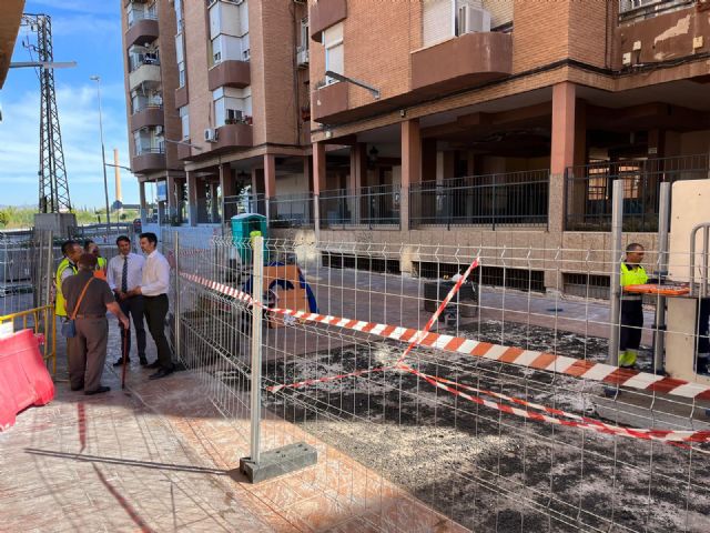 El Gobierno local inicia las obras de acondicionamiento de las zonas peatonales de Ciudad Parque y del Pasaje de la Plaza de la Molinera - 1, Foto 1