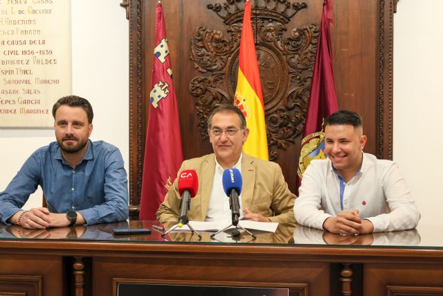 El cantante de flamenco Canelita ofrece una noche de ritmo y sentimiento en su primera actuación en Lorca - 3, Foto 3