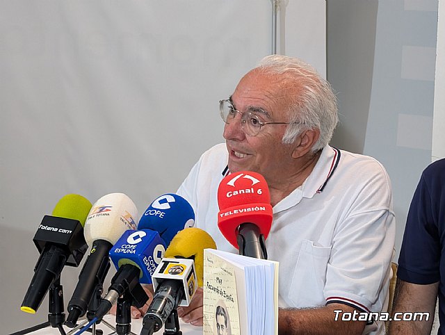Hallan pintadas de presos de la Segunda Guerra Mundial en el convento de Totana, Foto 2