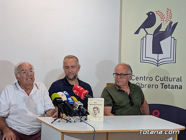 Hallan pintadas de presos de la Segunda Guerra Mundial en el convento de Totana, Foto 5