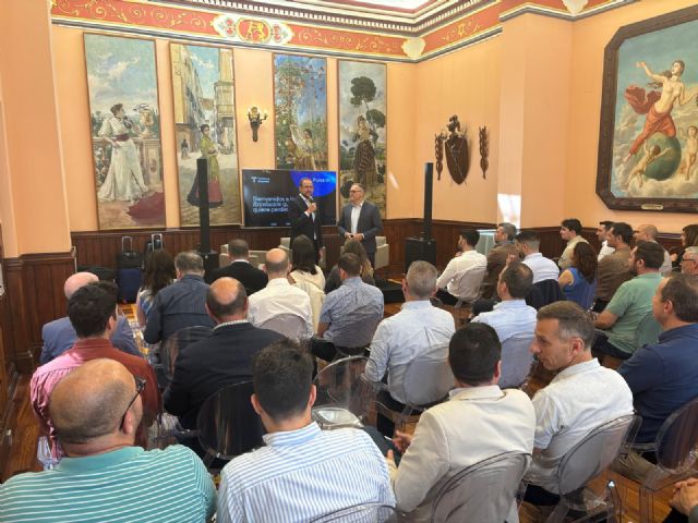 Murcia apuesta por la Inteligencia Artificial para mejorar los servicios públicos - 1, Foto 1