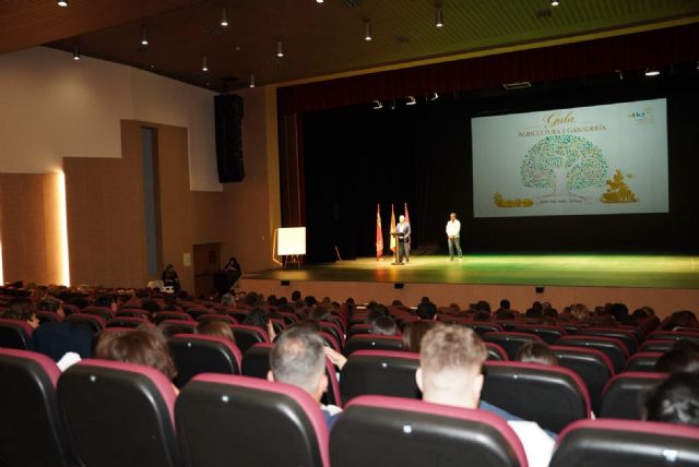 Lorca pone en valor la agricultura y la ganadería en una gala impulsada por la Concejalía de Vertebración del Territorio - 2, Foto 2