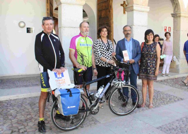 Ciclistas de BiciMur realizan la ruta Triángulo Santo, que une Santiago, Liébana y Caravaca - 1, Foto 1