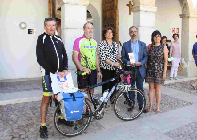 Ciclistas de BiciMur realizan la ruta Triángulo Santo, que une Santiago, Liébana y Caravaca - 1, Foto 1