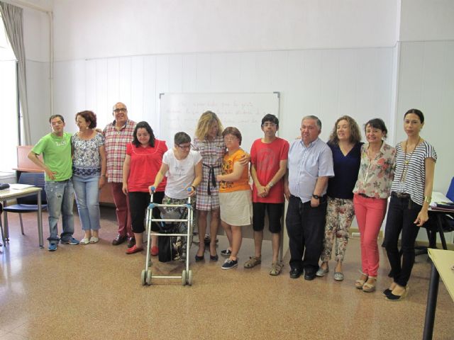 Servicios Sociales clausura sus novedosos talleres sobre el manejo de conflictos y del dolor - 1, Foto 1