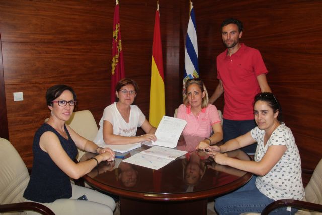 El AMPA de La Asunción registra 808 firmas para trasmitir a la Consejería su rechazo al cierre de una línea de Infantil - 1, Foto 1