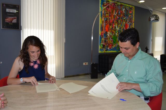 El Ayuntamiento aporta 8.000 euros al Consejo Local de la Juventud con la renovación del convenio de colaboración entre ambas instituciones - 2, Foto 2