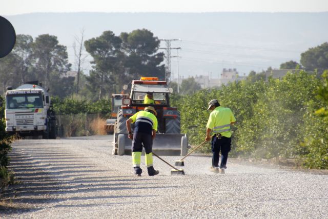 El Ayuntamiento invierte 39.542 euros en mejorar tres caminos rurales - 3, Foto 3