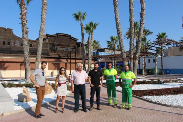 El Ayuntamiento renueva la zona ajardinada del paseo marítimo de La Puntica - 3, Foto 3