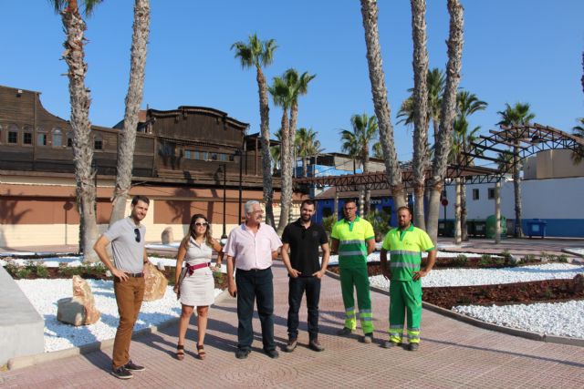 El Ayuntamiento renueva la zona ajardinada del paseo marítimo de La Puntica - 3, Foto 3