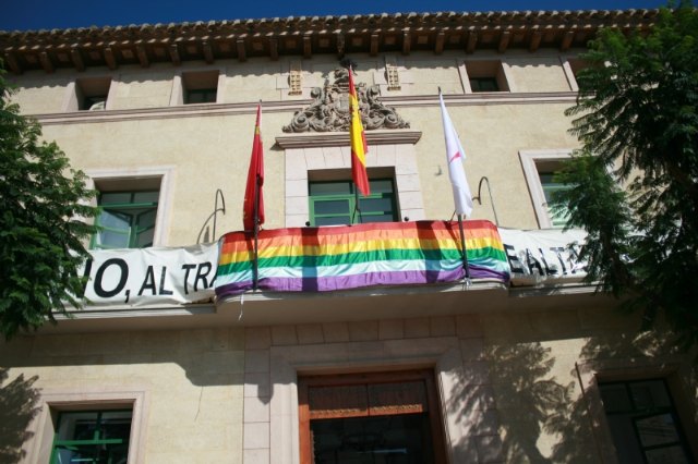 The "Arcoiris" flag is placed on the balcony of the Totana City Hall to stage the institutional support for the LGTBI Collective, Foto 2
