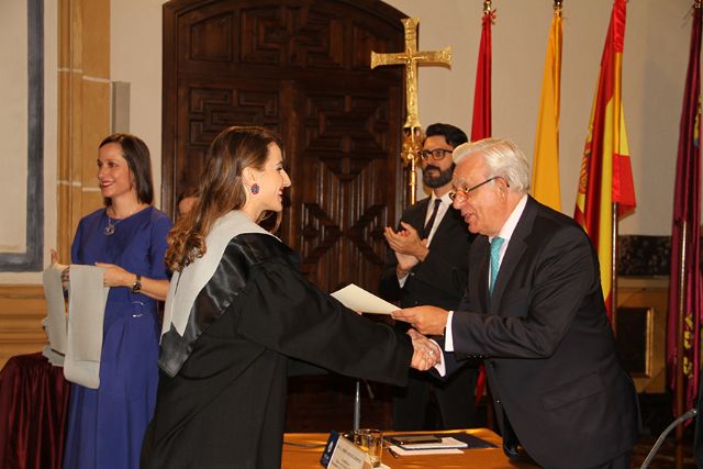 El doctor Jesús Sánchez Martos, padrino de la VIII promoción de enfermeros de la UCAM - 1, Foto 1