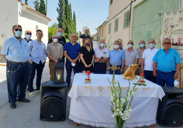 Los auroros torreños sustituyen su tradicional encuentro por una misa cantada a su patrón San Pedro - 2, Foto 2