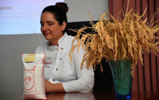 La Estrella Michelín 2020 María Gómez visita el Coto Arrocero de Calasparra - 1, Foto 1