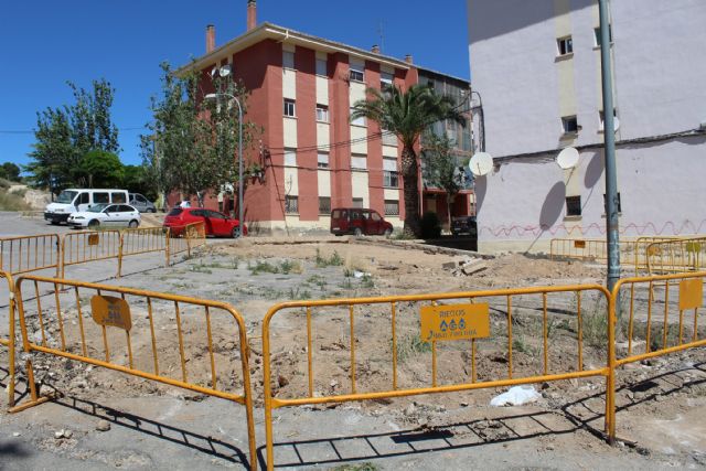 Comienzan las obras de renovación de asfaltado de las calles de las viviendas del MOPU y entorno - 1, Foto 1