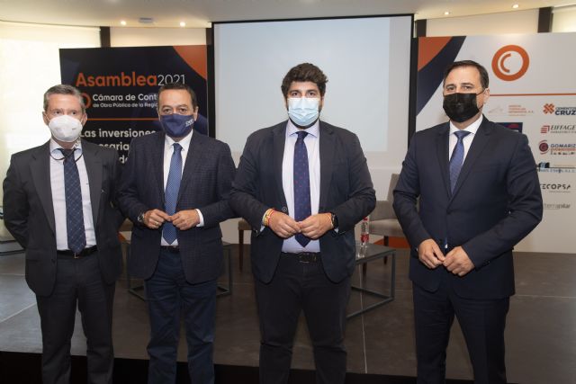 López Miras apunta al sector de la construcción como palanca en la recuperación económica y líder de la revolución verde - 1, Foto 1