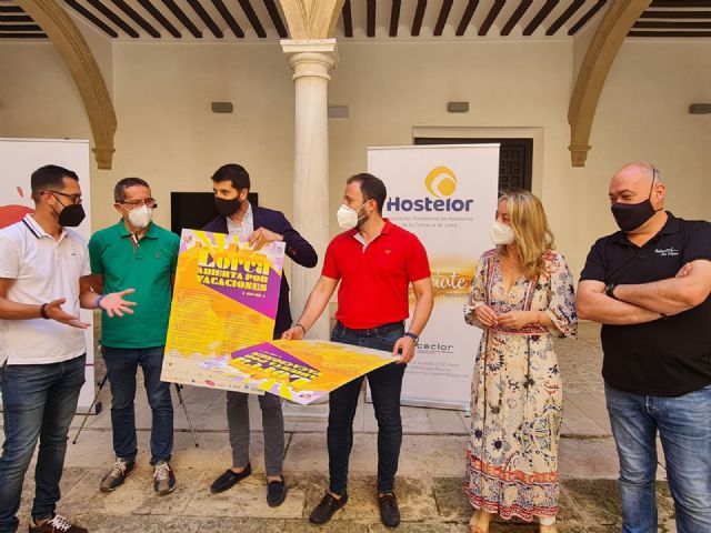 El Ayuntamiento de Lorca colabora con Hostelor en 'Lorca abierta por vacaciones' para llenar de vida las terrazas hosteleras el mes de julio - 2, Foto 2