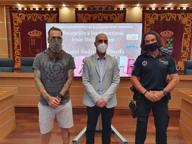 Acto de recepción en Ayuntamiento de Molina de Segura a deportistas solidarios - 1, Foto 1