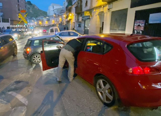 La Guardia Civil detiene en Abarán a un escurridizo delincuente con más de una decena de requisitorias en vigor - 1, Foto 1